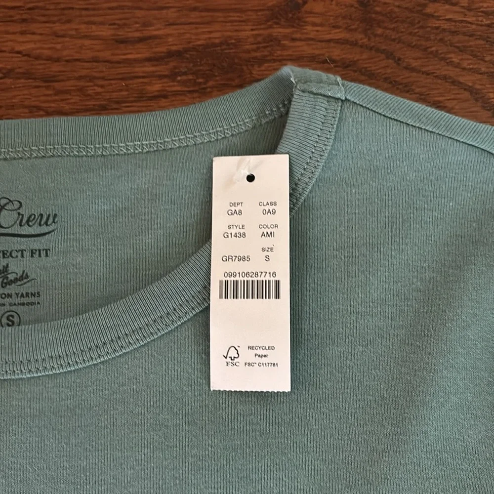 J.Crew Slim perfect T-shirt Green Small - Picture 6 of 9